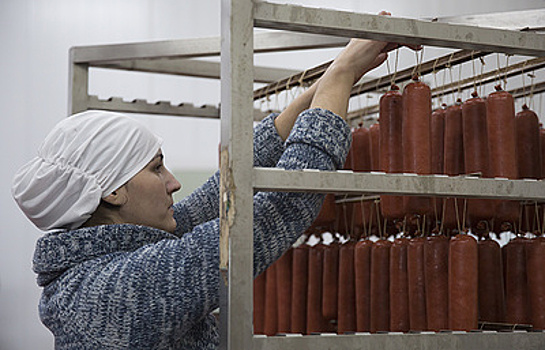 Чеченское предприятие готово поставлять на российский рынок 20 видов колбас