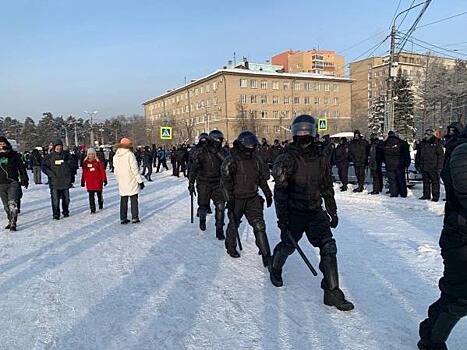 Стало известно количество задержанных на акции Навального в Челябинске