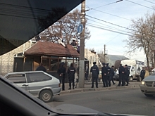 Владельцы кафе препятствуют его сносу на улице Ванеева