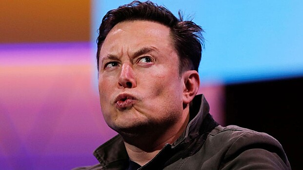 Какая связь между отставкой Моралеса и акциями Tesla?