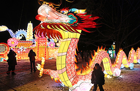 Танцы, китайский самовар и димсамы в подарок. Как празднуют китайский Новый год в Москве?