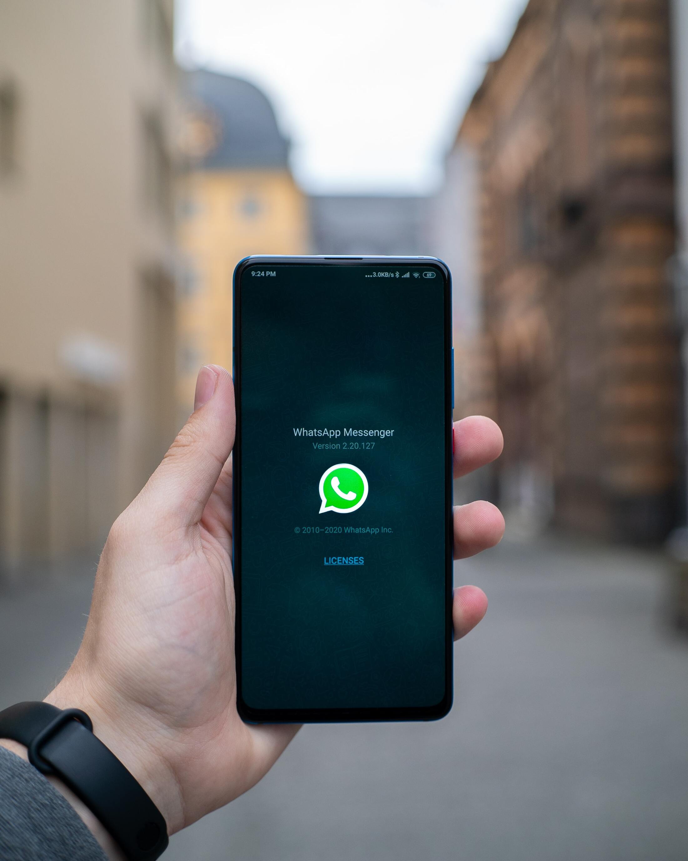 В WhatsApp появится возможность закреплять нужные сообщения в чатах