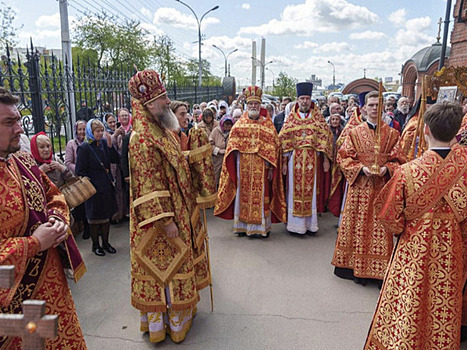 Центр Новосибирска перекроют на несколько часов из-за крестного хода
