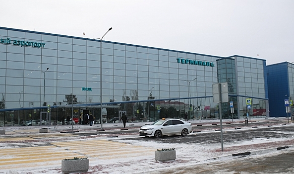 Самолет из Екатеринбурга в Волгоград задерживается на 1,5 суток