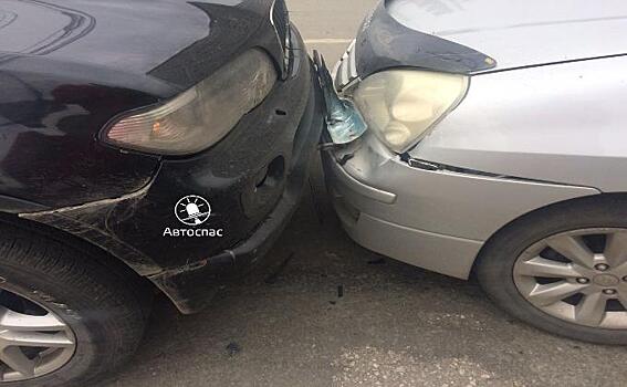 Водитель BMW уходил от погони и стал виновником массового ДТП в Свердловской области