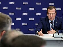 Эксперт: губернаторы во главе региональных отделений ЕР - свидетельство жизнеспособности партии