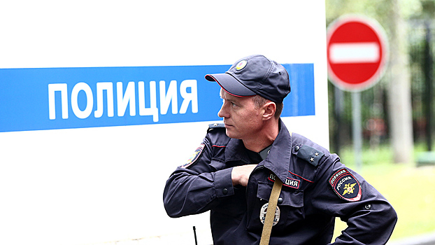 Полиция ворвалась на закрытую вечеринку для участников ПМЭФ