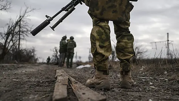 Участнику СВО выплатили 10 тысяч рублей за месяц на фронте