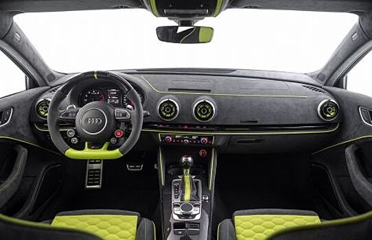 Audi RS3 от Neidfaktor сменил оформление интерьера