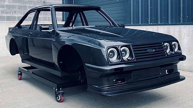MST готовит полностью карбоновый кузов для рестомода на базе Ford Escort