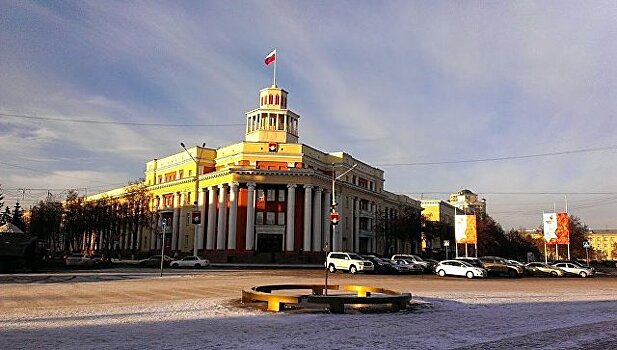 Прокуратура заставила стройфирму убрать свалку в центре Кемерово