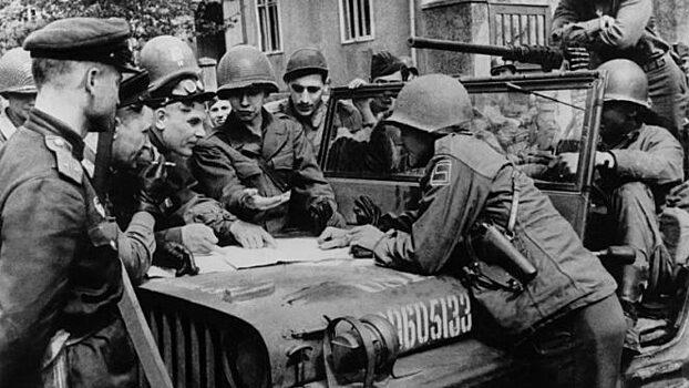Почему армия союзников остановила наступление на Берлин весной 1945 года