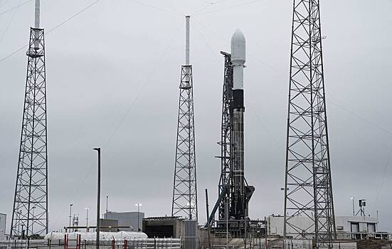 SpaceX запустила ракету-носитель с 143 спутниками