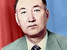 Не нежиться с женой — чего нельзя делать сыну при отце в кыргызской семье