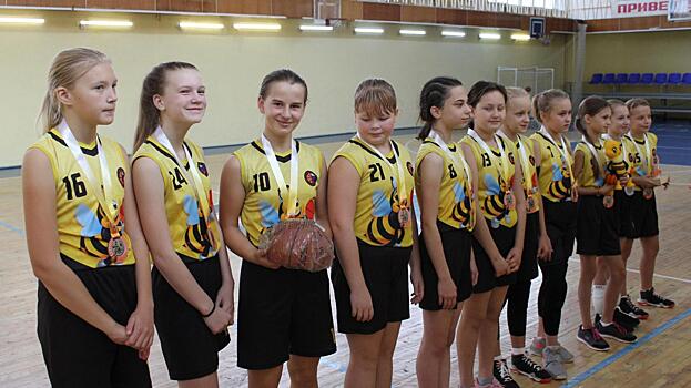 Память тренера Маргариты Мухановой почтили на баскетбольном турнире в Вологде