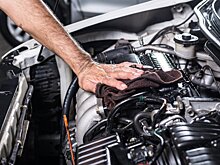 Способ защиты подкапотного места от пыли и грязи