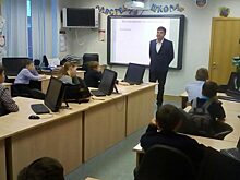 В Лабытнанги энергетики провели урок для будущих сменщиков