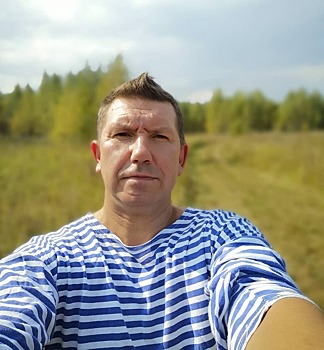 Участник группы Uma2rman Сергей Кристовский стал отцом в шестой раз