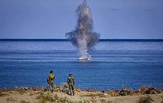 "Есть предел": как Китай реагирует на усиление военных связей Филиппин и США