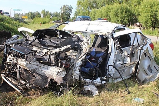 В Челябинской области в тройном ДТП погибли 2 человека