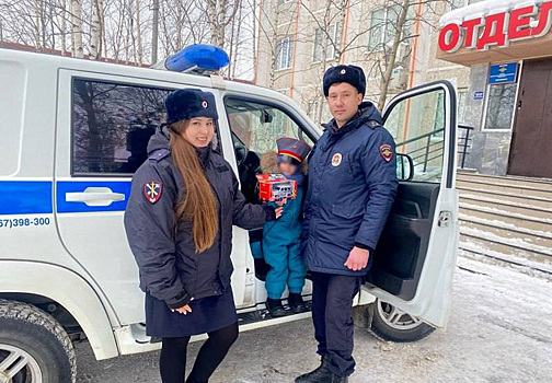 Полицейские Сургута исполнили мечту 5-летнего мальчика