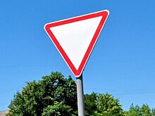 Эксперты рассказали, что будет, если повредить, установить или украсть дорожный знак