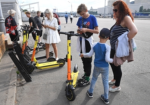 В Москве начался сезон проката электросамокатов