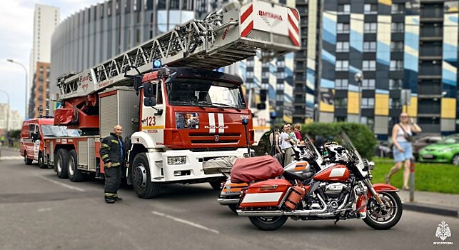 Пожар в Южном Бутово: оперативная работа спасателей!