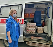 На передовой борьбы с эпидемией: Алексей Текслер поздравил сотрудников скорой помощи с профессиональным праздником