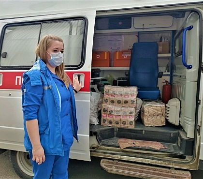 На передовой борьбы с эпидемией: Алексей Текслер поздравил сотрудников скорой помощи с профессиональным праздником
