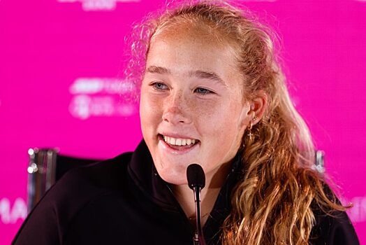 Россиянка Мирра Андреева вышла в полуфинал турнира WTA-500, обыграв Онс Жабер