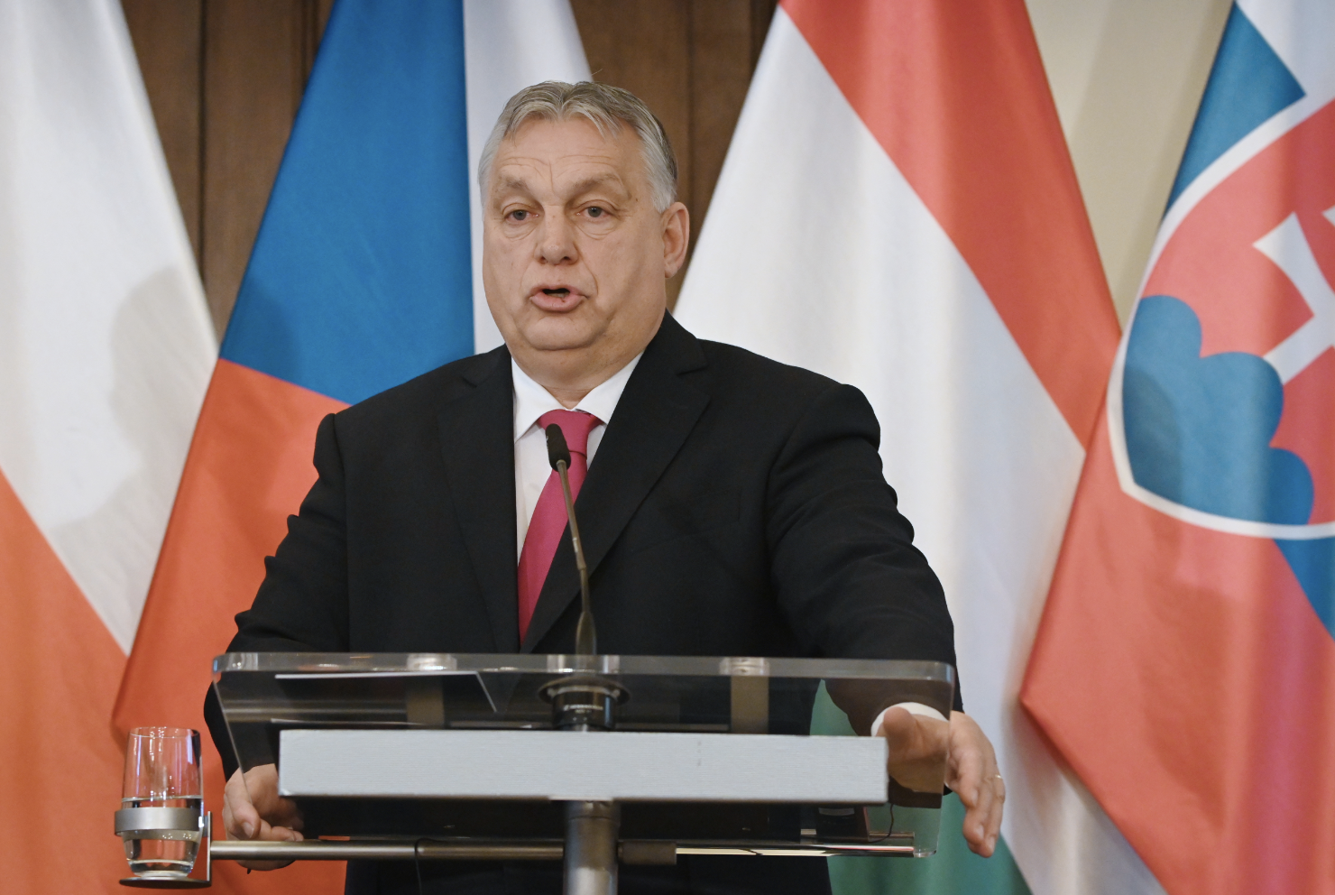 Орбан предсказал Европе конец в случае вступления в конфликт