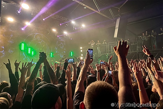 Певицу Монеточку* экстренно госпитализировали