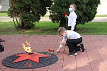 На ТВЗ в честь 75-летия Победы провели детский конкурс рисунков и обновили обелиск