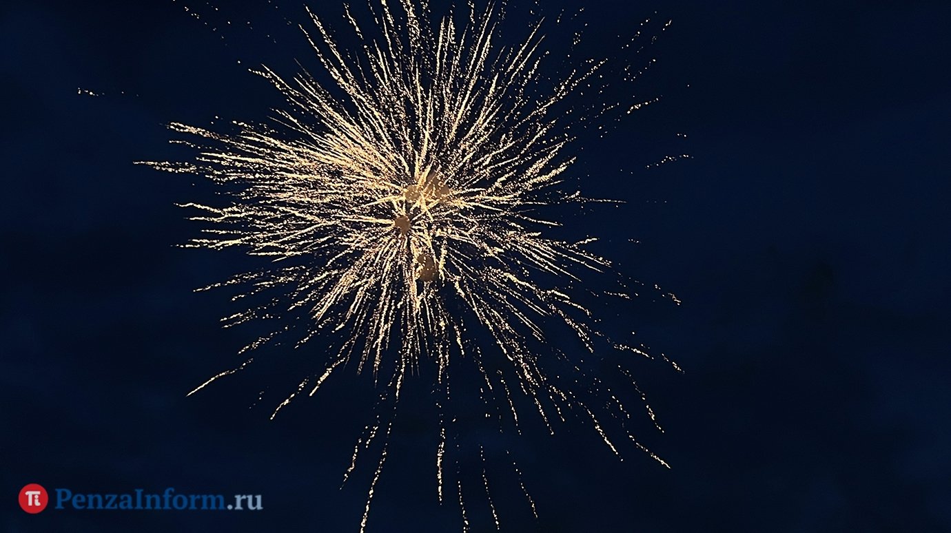 Пензенцы пожаловались на запуск фейерверков в новогоднюю ночь