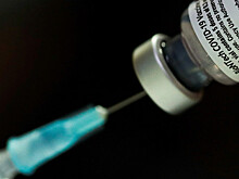 Pfizer временно сократит поставки вакцины в Европу