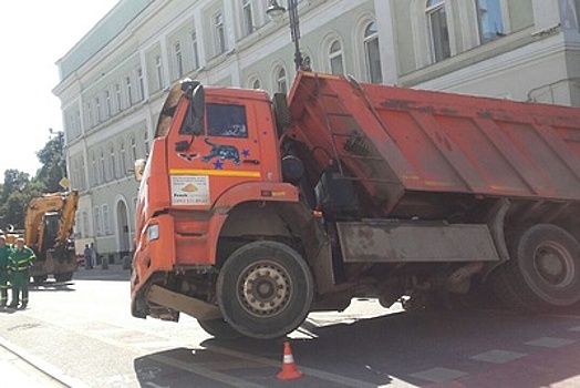 Специалисты рассказали о главных причинах провалов грунта в Москве