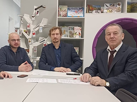 #ПозывнойКультура: Сборник «Мы с вами, братья!», посвящённый специальной военной операции, презентовали в Мелитополе