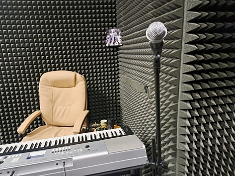 Слезы, чайник и хрущевка: почему песня «Кухни» ворвалась в тренды соцсетей