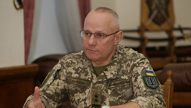 Главнокомандующий ВСУ Руслан Хомчак назвал бронетранспортером БМП-2 и перепутал с БМП-1