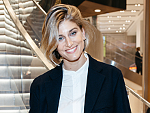 Нинидзе пришла на открытие бутика в мужских брюках, а Аксенова — в кимоно