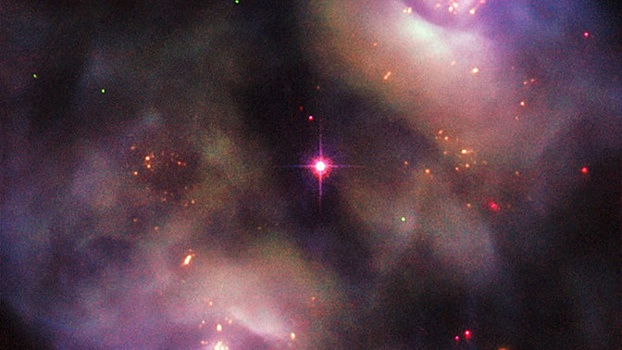 Агония: NASA показало фото быстро умирающей звезды