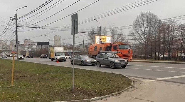 Нижегородец попал под колеса машины во время ссоры с другим водителем
