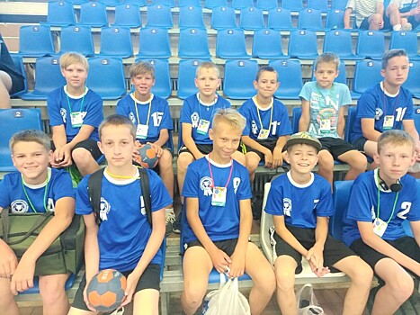 Саратовские гандболисты вернулись с международного турнира