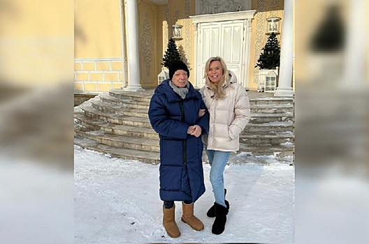 Онкобольной Валентин Юдашкин снялся в новогодней передаче и сделал редкое фото