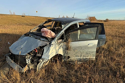 В Якутии водитель легкового автомобиля вылетел с трассы и погиб на месте