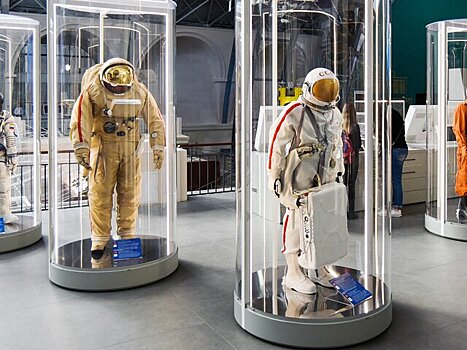 Тонкий вопрос: зачем для космонавтов разрабатывают антибактериальную одежду