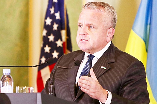 Экс-посол США Салливан в мемуарах рассказал о сложностях работы в России