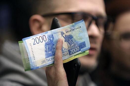 Сбербанк: Почти в 80% случаев россияне самостоятельно переводят средства мошенникам