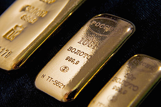 Цена на золото пробила отметку в 1800 долларов